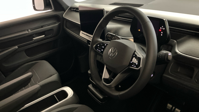 Volkswagen ID. Buzz 210kW Style Pro 79kWh 5dr Auto [Design+] Electric Estate - Image 6